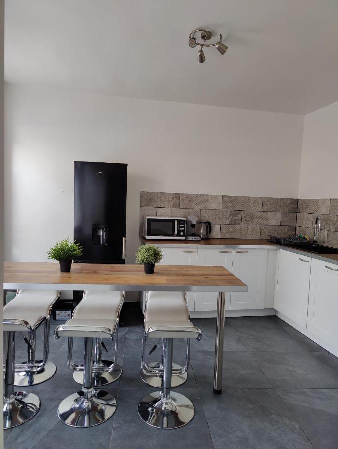 Le Purple, Appartement De Standing En Hypercentre Саргемин Экстерьер фото